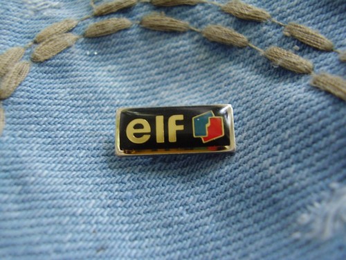 Pin elf benzin rennbenzin - pin,