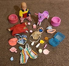 kleines Zubehör und Kleidungs