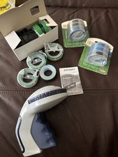 Dymo Omega Set Stanzgerät inkl. 22 Ersatzrollen