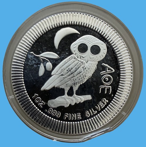 Niue athena owl - athena, oz