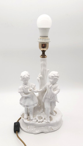 Porzellanlampe figurengruppe - porzellanlampe,