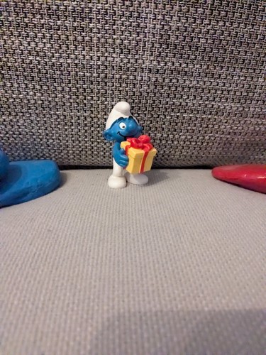 Schlumpf mit geschenk - 1x,