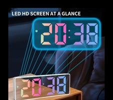 Digitale LED Wecker - Bunte
