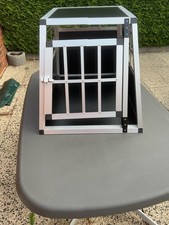 Alu-Hundebox Silber/Schwarz – 51x45x69 cm – stabil & neuwertig