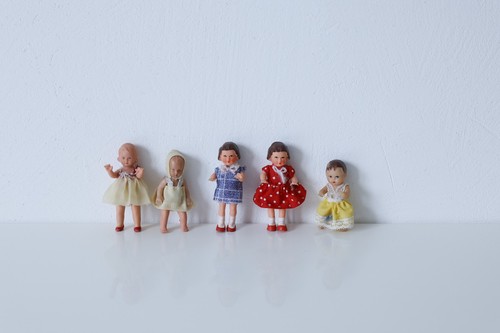 Fünf püppchen puppen - fünf,