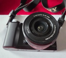 Sony Alpha 5000 (ILCE-5000)