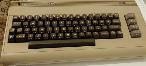 Commodore c64 brotkasten - 64,