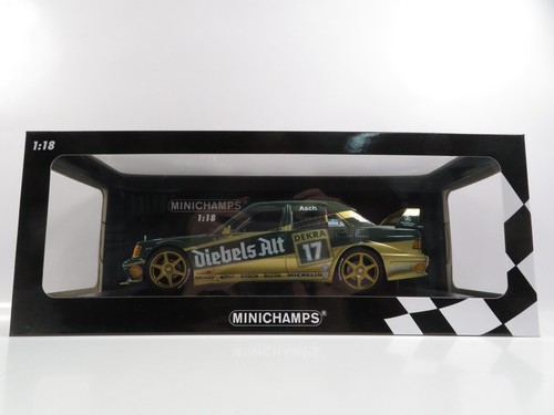 Minichamps 155923617 - 1:18,