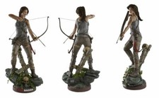 TOMB RAIDER 2013 - LARA CROFT