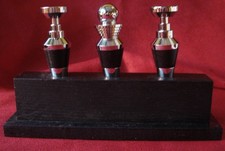 3 x FLASCHENVERSCHLUSS EDELSTAHL SET IM HOLZSTÄNDER WEIN & SPIRITUOSEN STOPFEN