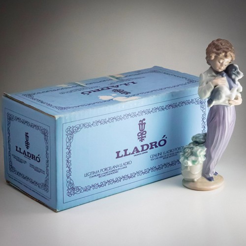 Lladro buddy 7609 - buddy, retired