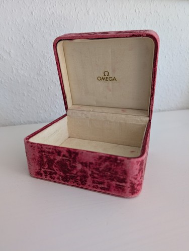 Omega vintage watch box red - watch,