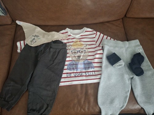 Kleiderpaket 86 junge - ,