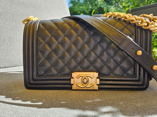 Chanel boy bag medium - chanel,