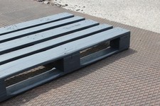 EUROPALETTE geschliffen und lichtgrau lackiert EPAL - NEU