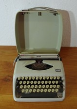 alte TRIUMPH Reise - Schreibmaschine TIPPA