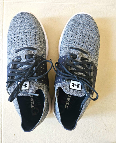 Under armour charged - under,