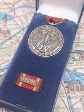 Bundeswehr Einsatzmedaille Bronze im Etui mit Spange und Auflage E. Freedom