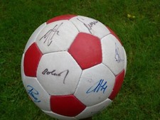 Handsignierter Orig.-Leder-Fußball der WM 1974 und 1978 mit persönl. Signaturen