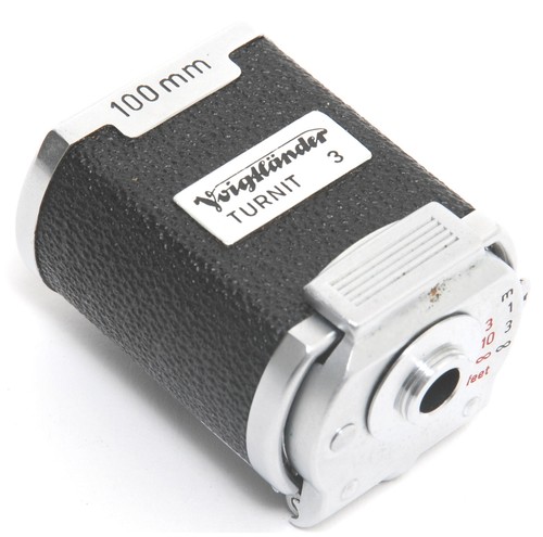 Voigtlander turnit 3 - @,