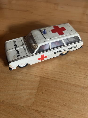 Ehri ddr ambulance - ehri,