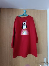 Roter Weihnachtspullover mit Pinguin-Stickerei in Gr. 122/128 von H&M
