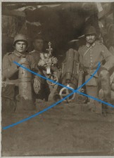 Waffenfoto 1WK schw. Minenwerfer - Granatwerfer in Stellung - Bunker - Stahlhelm