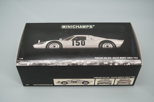 Minichamps 180656750 - 1:18,