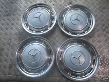 Mercedes W123/ W114/  W107 / W116 usw Satz Radkappen Hellblau