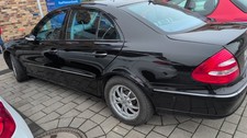 Mercedes Benz E220