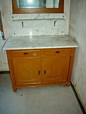 Antikes Schlafzimmer: Schrank Bett 2 Nachttische Waschtisch mit Marmorplatte