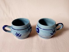 Becher aus Steinzeug Wein-Saft