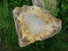 Vogeltränke Vogelbad Stein