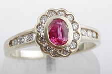 Rubin Brillant Diamant Ring