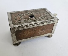 Mechanischer Zigarrenschneider / Cigar Cutter Habana Flor - Fina DRGM 68780 Cuba