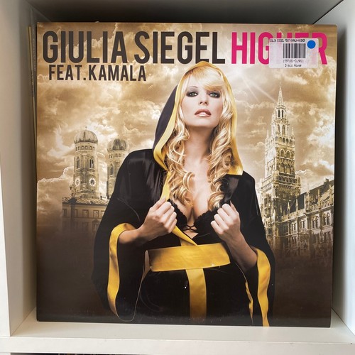 Giulia siegel feat - siegel,