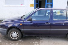 VW Golf 3 Vento Tür vorne