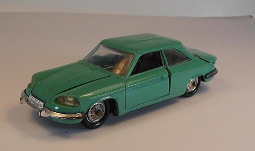 Norev 65 panhard 24 - 1/43, nr.