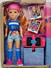 Famosa Nancy Kinderpuppen Set Spielset Puppe + Elektrisches Skateboard NEUWERTIG