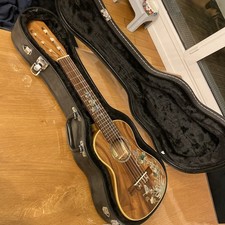 Alulu Gitarre (GUKT) - Massive