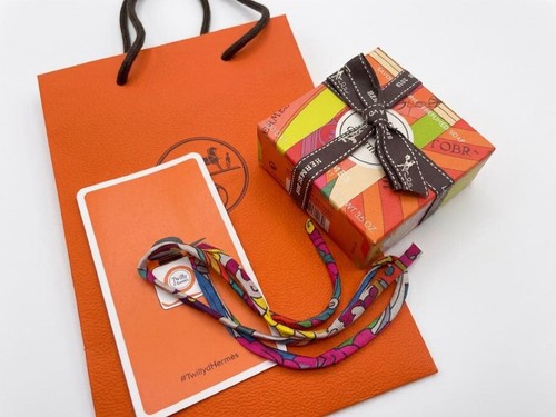 Hermes gebrauchtes schal - gebrauchtes,
