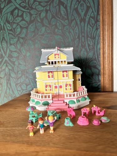 Polly pocket clubhouse - -,