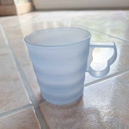 Trinkbecher mit griff - mit, henkel