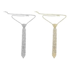 -Halskette und Krawatte für