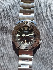 Seiko Black Monster4R36-01J0