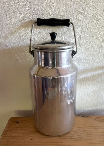 Milchkanne aus aluminium - milchkanne,
