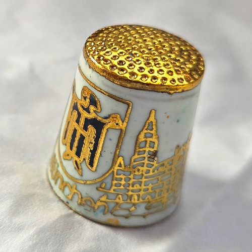 Porzellan fingerhut weiß blau - porzellan,