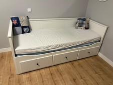IKEA HEMNES Tagesbett in Weiß – mit 3 Schubladen & 2 Matratzen – Abholung Berlin