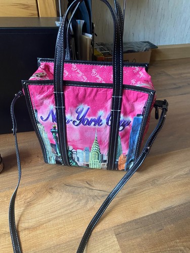 Balenciaga new york - "new, city"