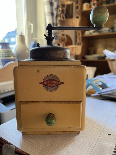 Alte kaffeemühle leinbrocks - kaffeemühle,